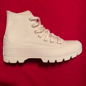 Converse brand new never worn